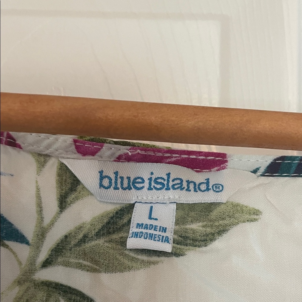 Blue Island Multicolor Floral Blouse - Picture 2 of 3